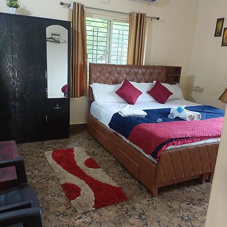 Saptami Hampi Homestay Luaran gambar