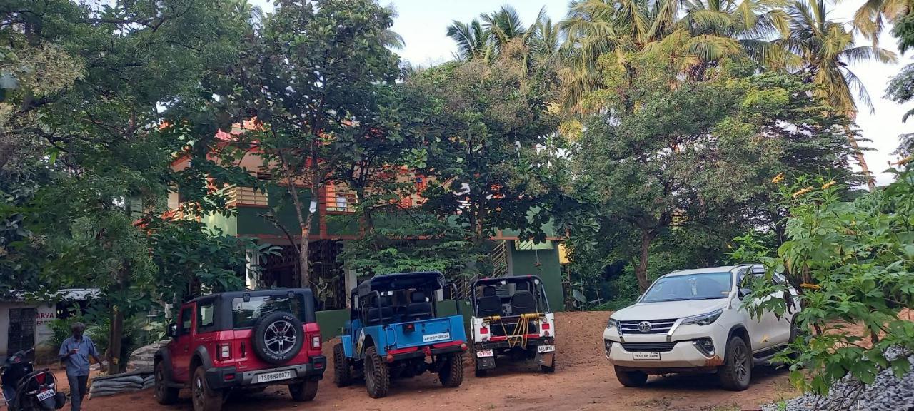 Saptami Hampi Homestay Luaran gambar