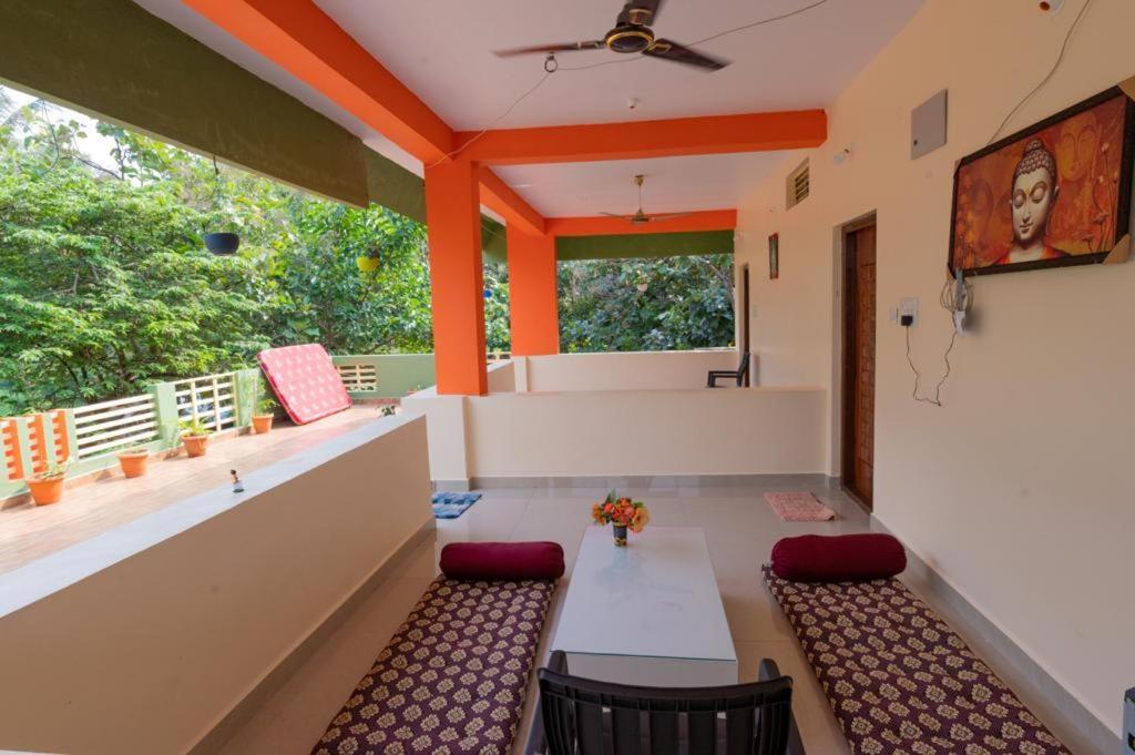 Saptami Hampi Homestay Luaran gambar