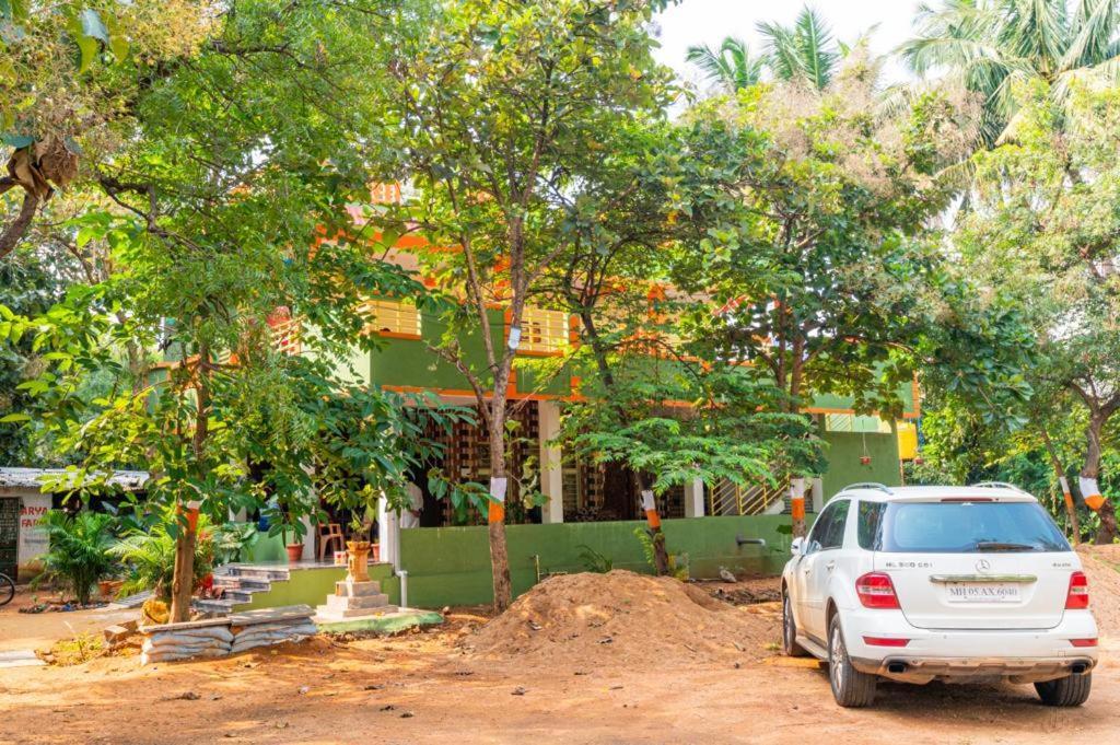 Saptami Hampi Homestay Luaran gambar