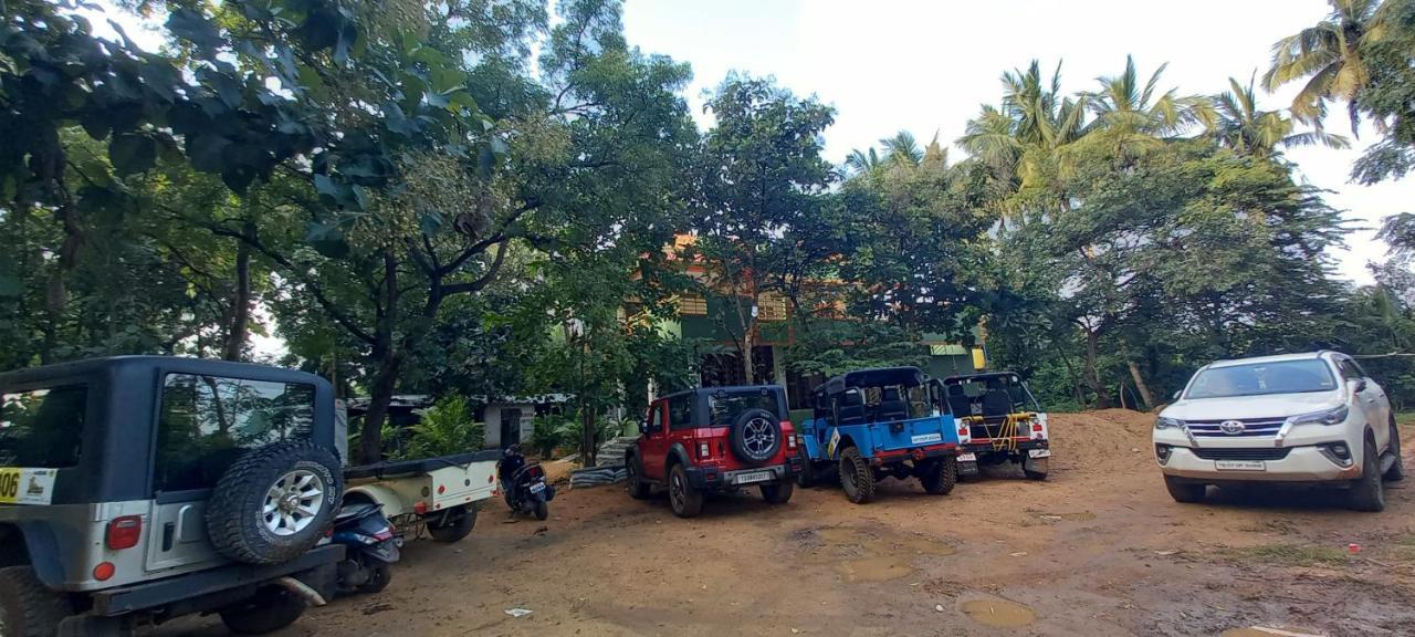 Saptami Hampi Homestay Luaran gambar