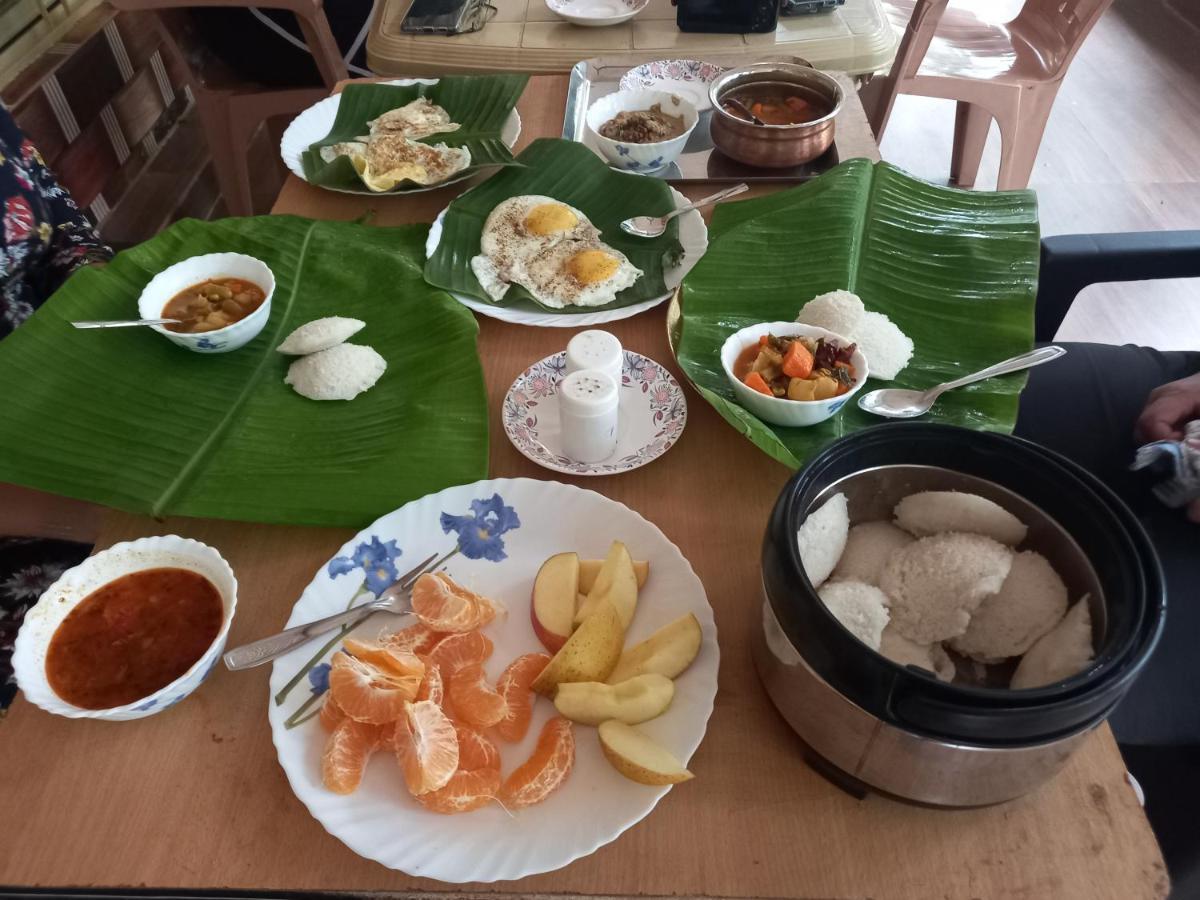 Saptami Hampi Homestay Luaran gambar