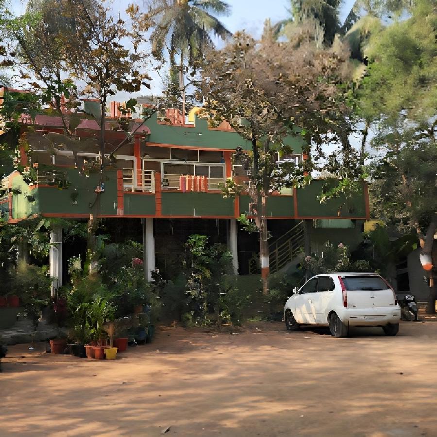 Saptami Hampi Homestay Luaran gambar